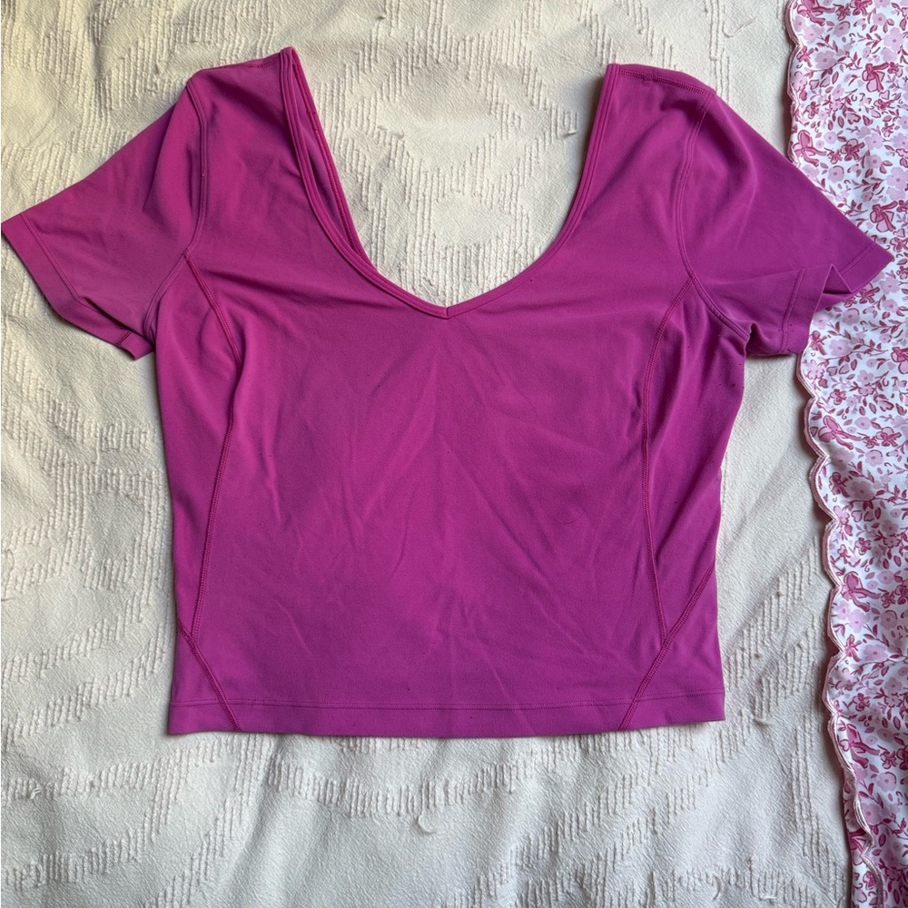 lululemon athletica Fuchsia Crop Top